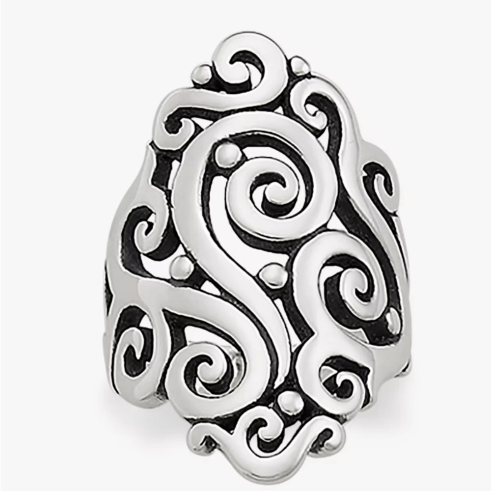James Avery Ring Size 9 the picture is off of the James Avery Site